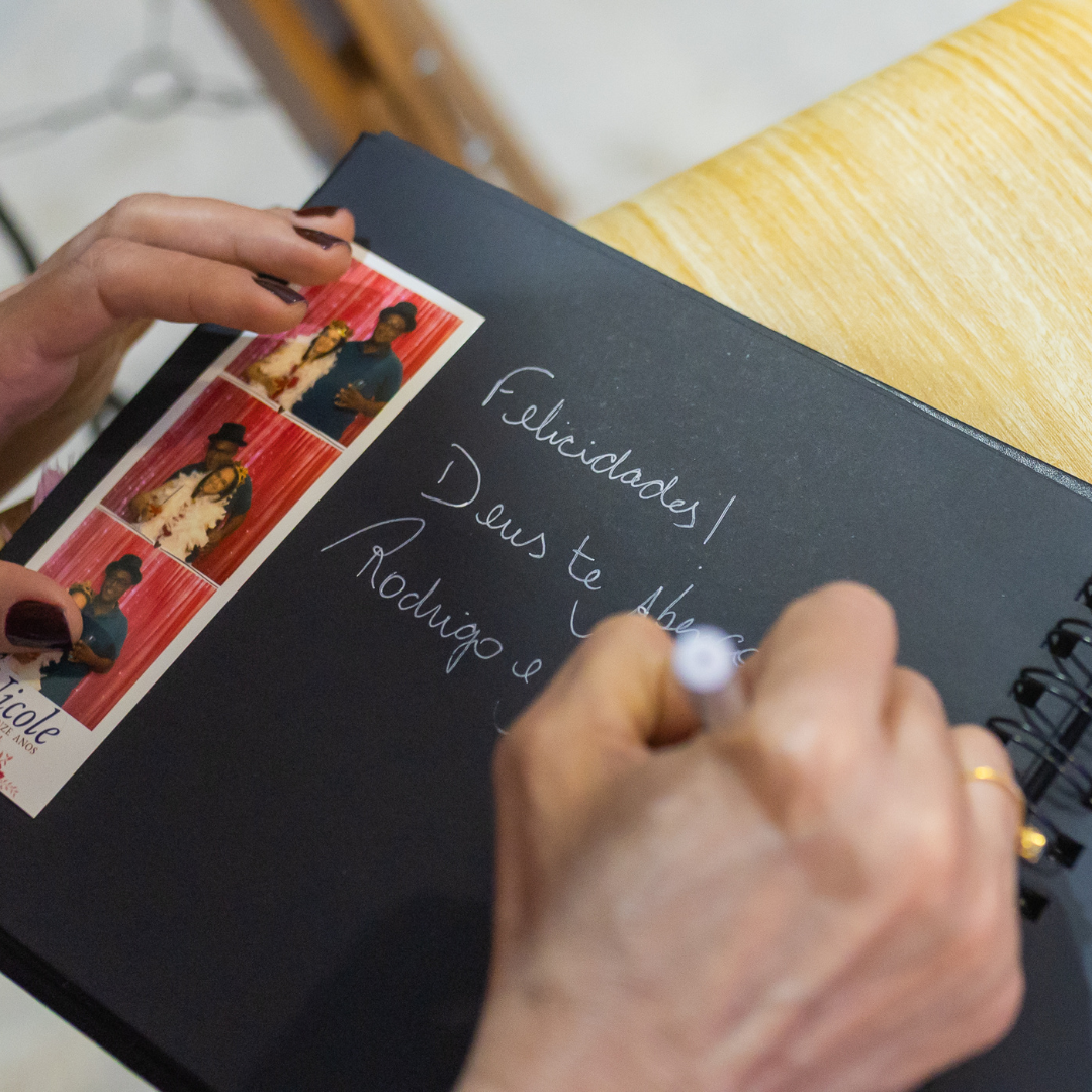 RM360 Experience - Totem Retrô